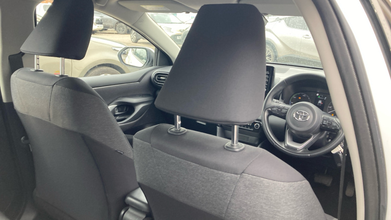 Toyota Yaris 1.5 Hybrid Icon 5dr CVT Hybrid Hatchback